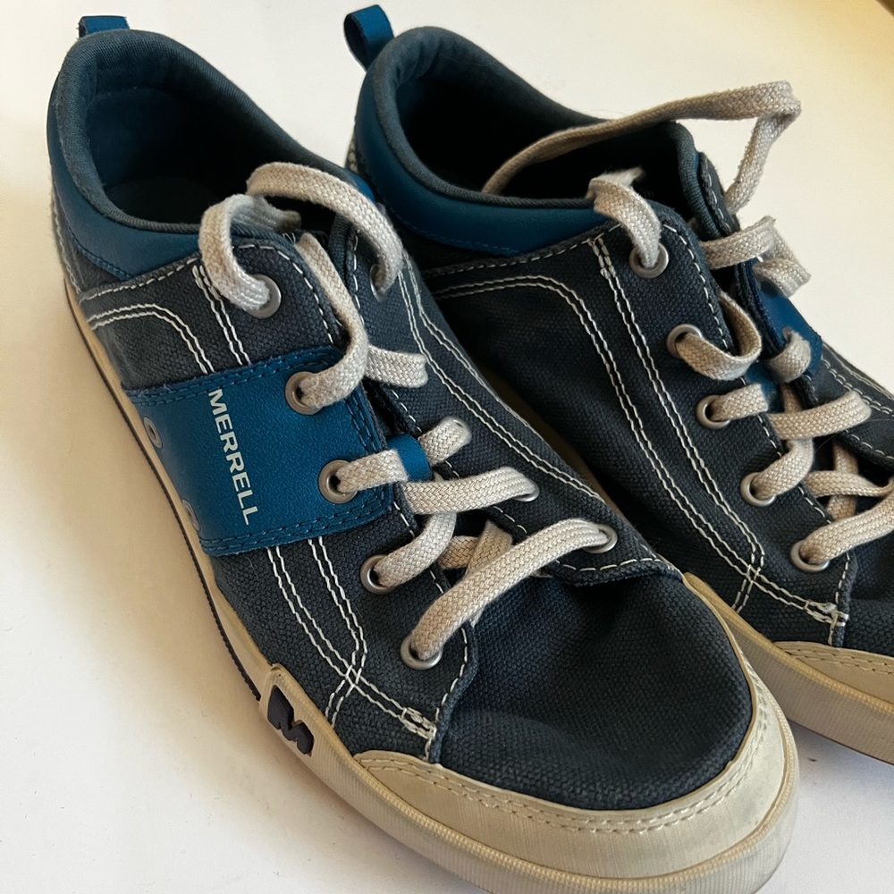 Merrell Shoe